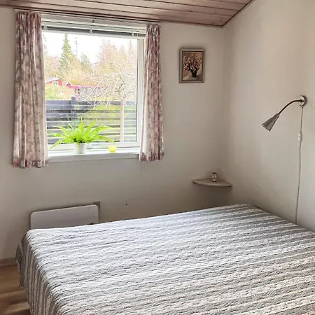 4 Bedroom Lovely In Vaeggerlose *